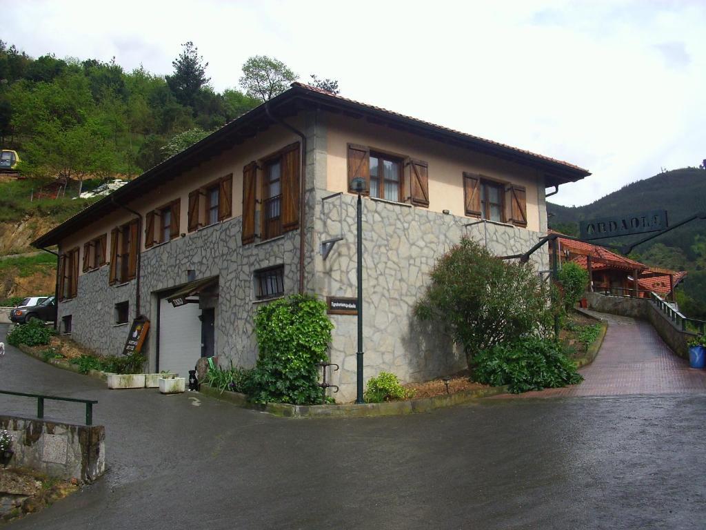 Agroturismo Ordaola Alonsotegi Luaran gambar